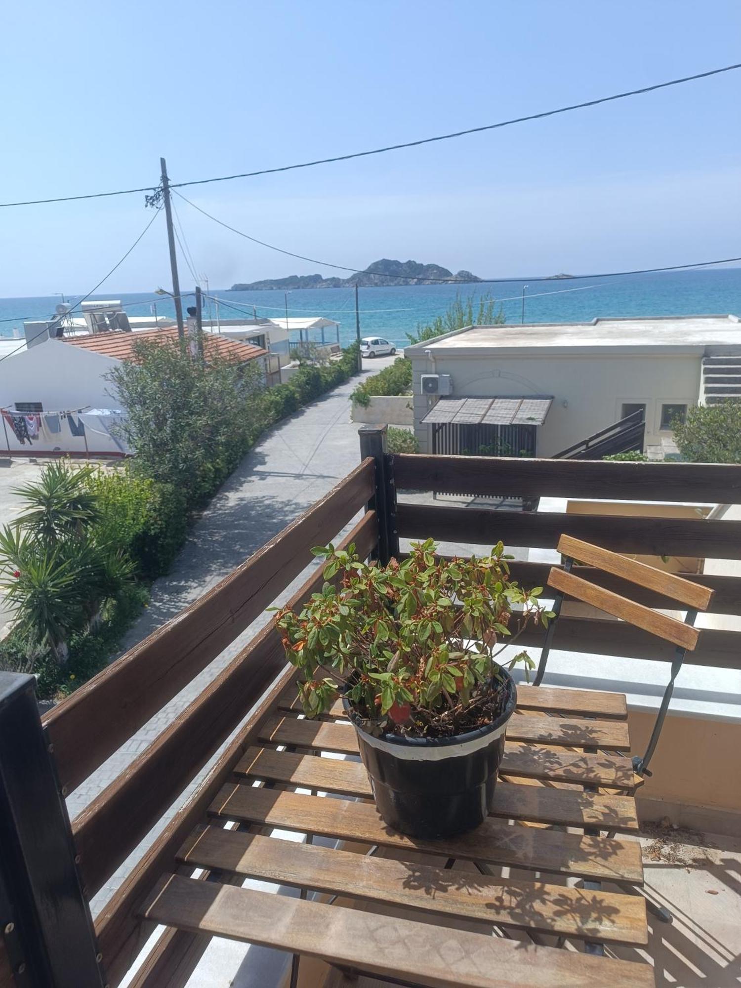 Ayerina First Floor Apartment Arillas  Exteriör bild